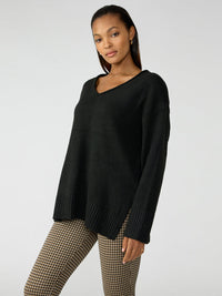 Casual Cozy V-Neck Sweater in Black