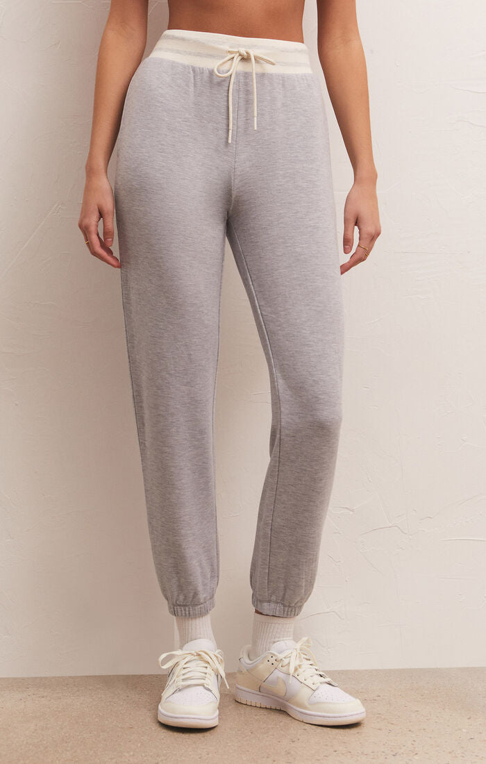 Z Supply Off Duty Modal Fleece Jogger in Heather Grey