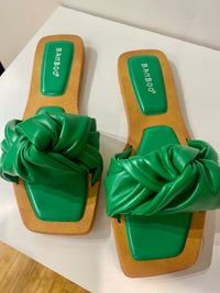 Knot Slides in Green